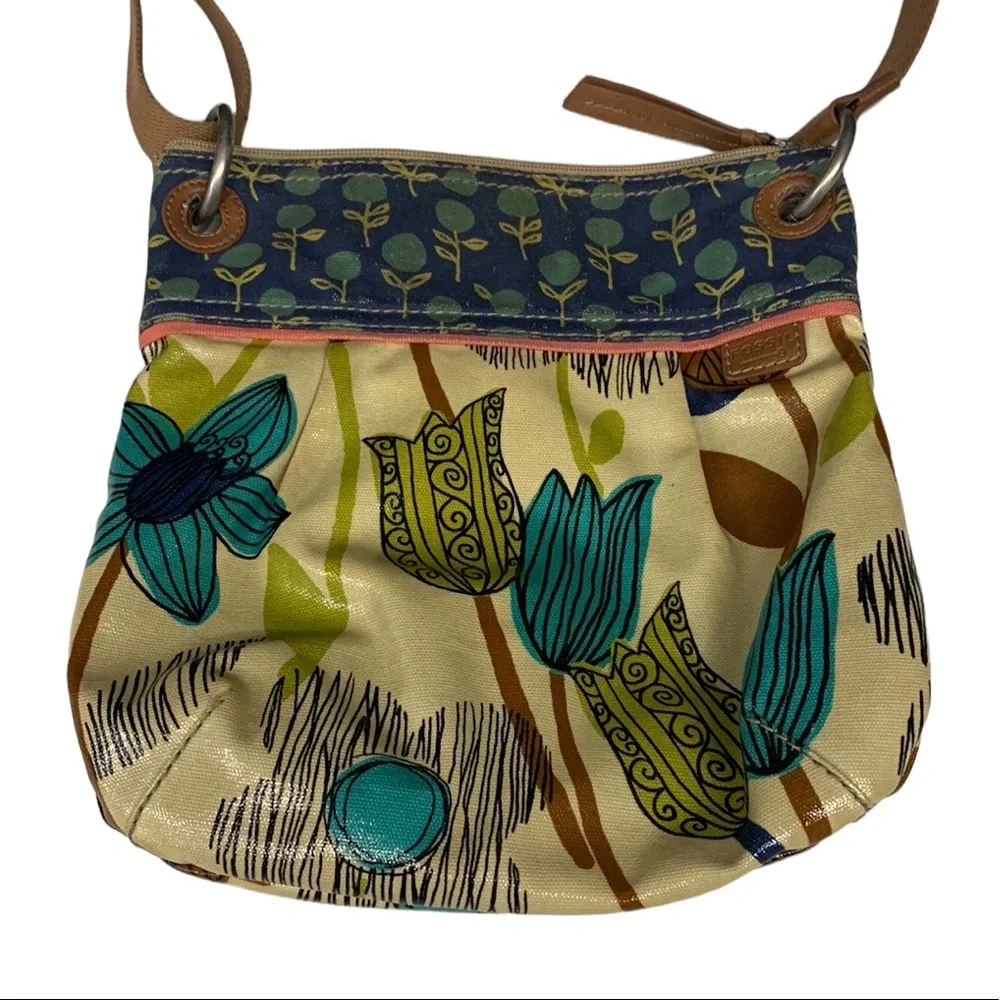Fossil Key-Per Cross Body Bag Purse Hand Bag Floral Flowers Cream Blue Green
